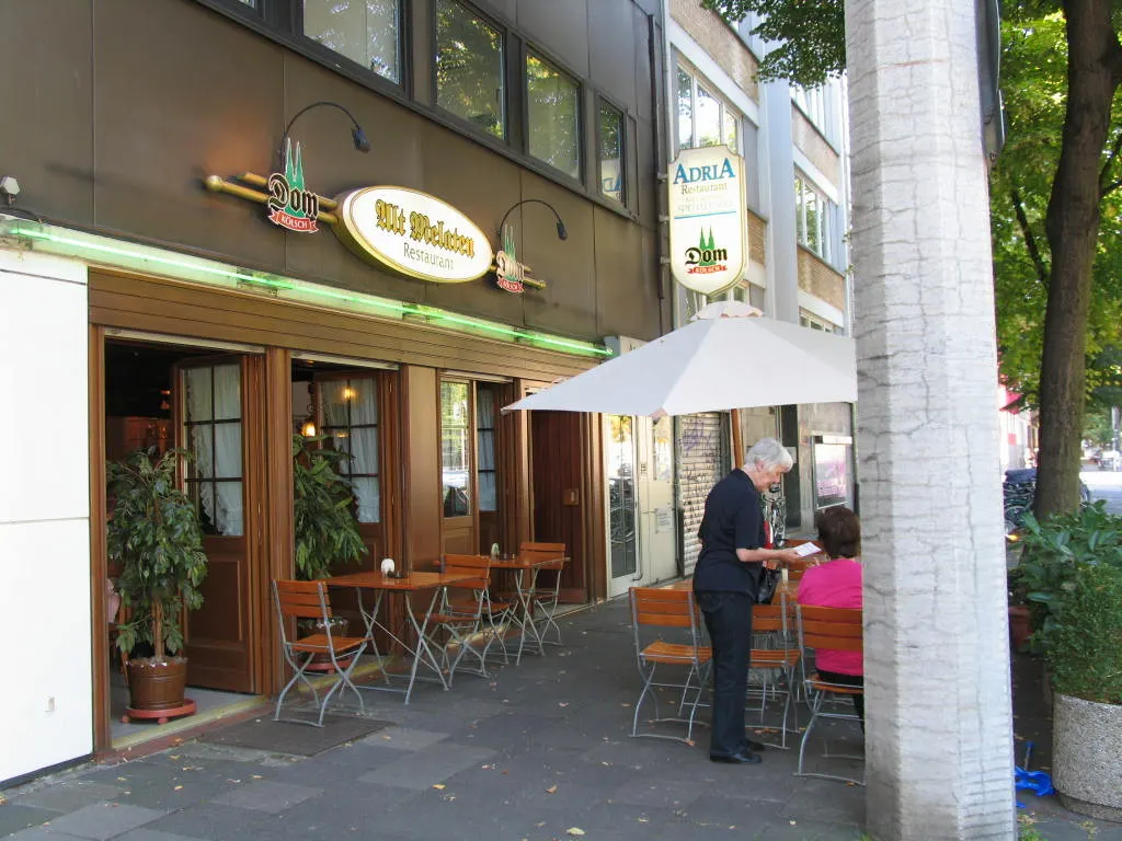 Außenansicht des Adria Restaurant Alt Melaten an der Aachener Straße